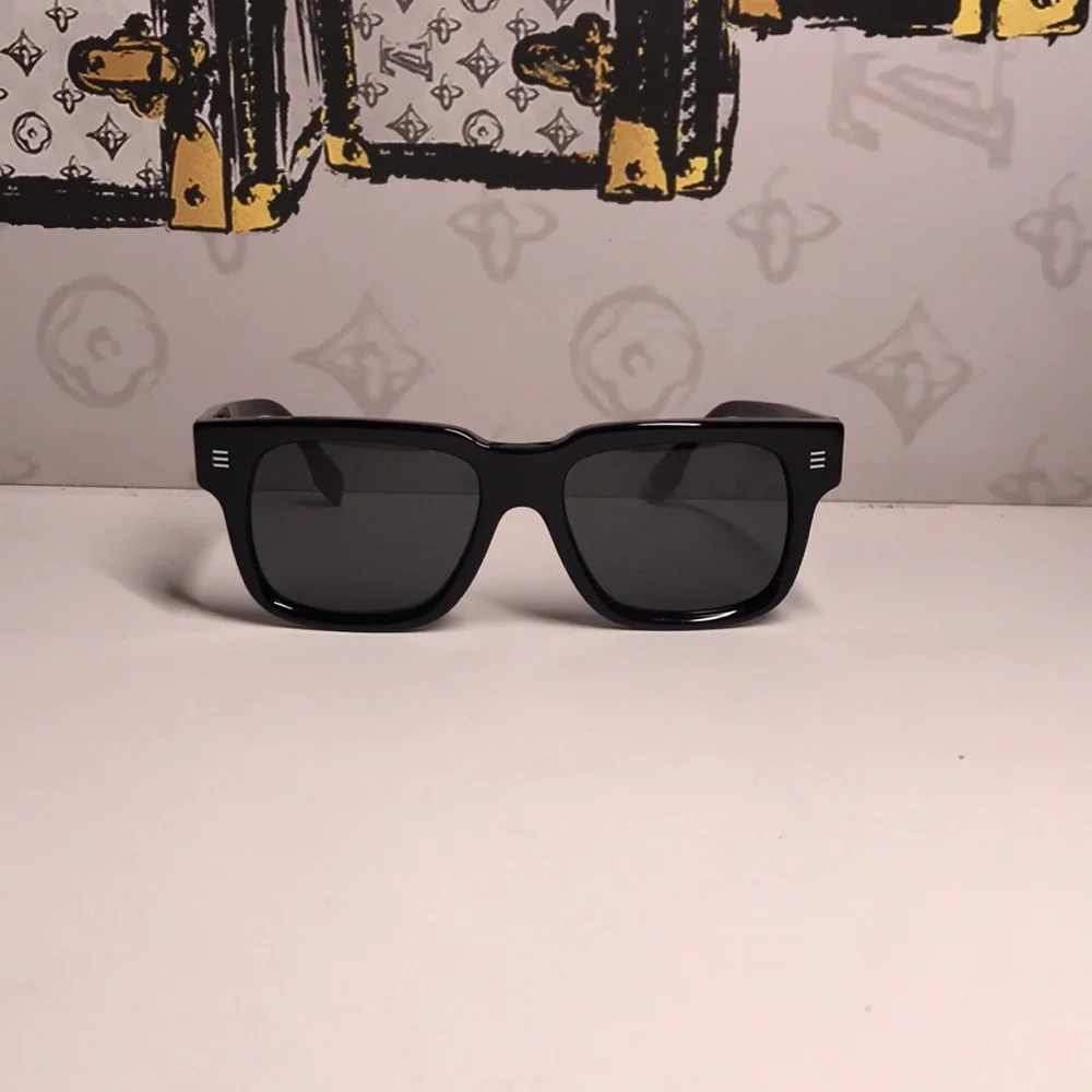 New Authentic Burberry BE4394 3001/87 Sunglasses